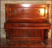 Piano droit noyer Schumann Leipzig numéro 1578