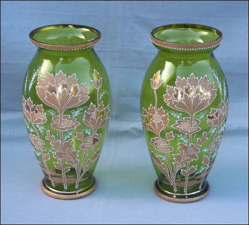 Paire de vases en verre émaillé or et blanc Legras Montjoye 1910