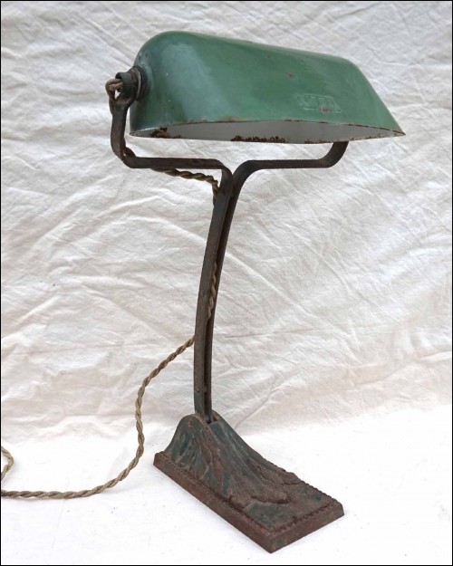 Lampe de bureau articulée Piétement fonte Tôle émaillée NTAM 1930