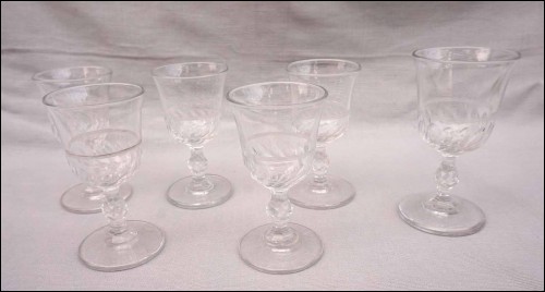 Ensemble 6 verres à vin (5+1) Cristal taillé Baccarat / St Louis vers 1910
