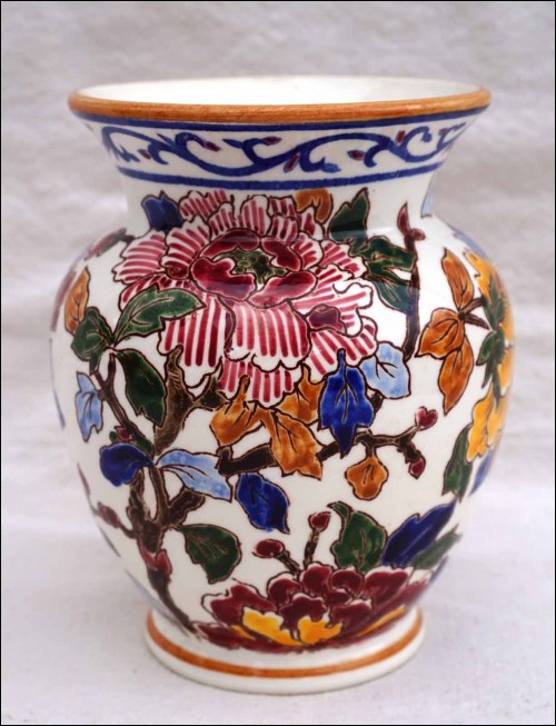 Vase en faïence Pivoine Manufacture de Gien XX siècle