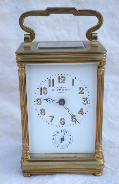 Pendule de voyage / réveil d'officier Verres biseautés Horloger suisse F Senn  1900