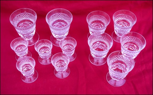 Ensemble de 12 verres Cristal taillé Cristallerie de Lorraine Milieu XX° siècle