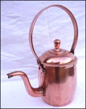 Bouilloire en cuivre étamée, milieu XXe siècle, 3 litres